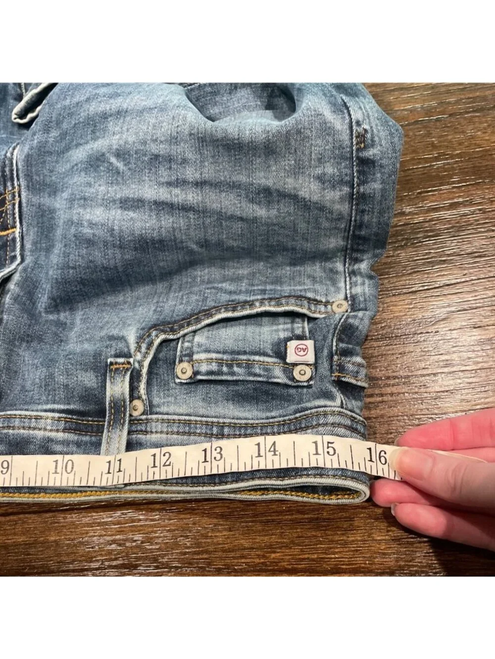 AG Matchbox Slim Straight Jean 32x34 Light Medium Wash Stretchy AG-ED Denim